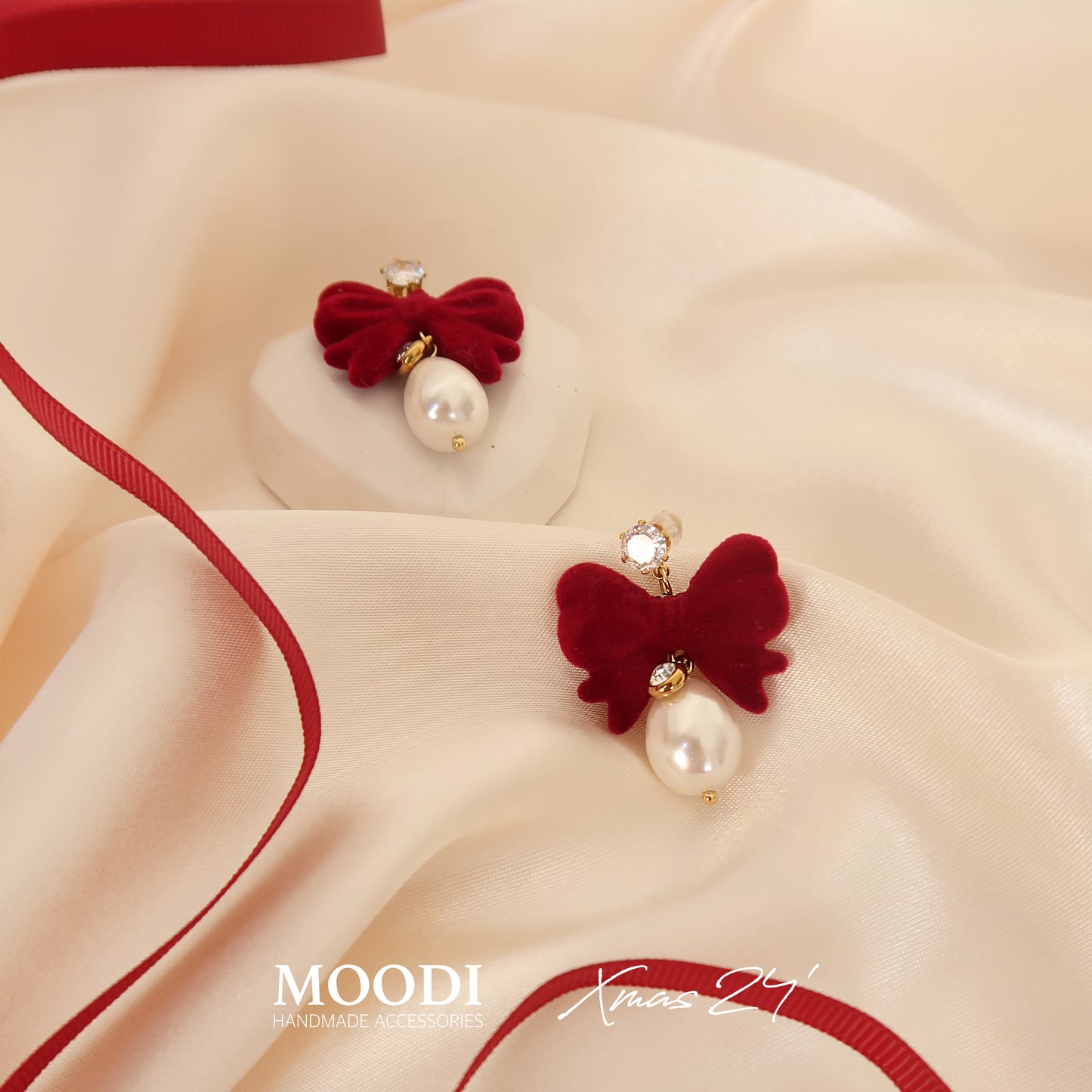 Earrings "Rebecca red ribbon"