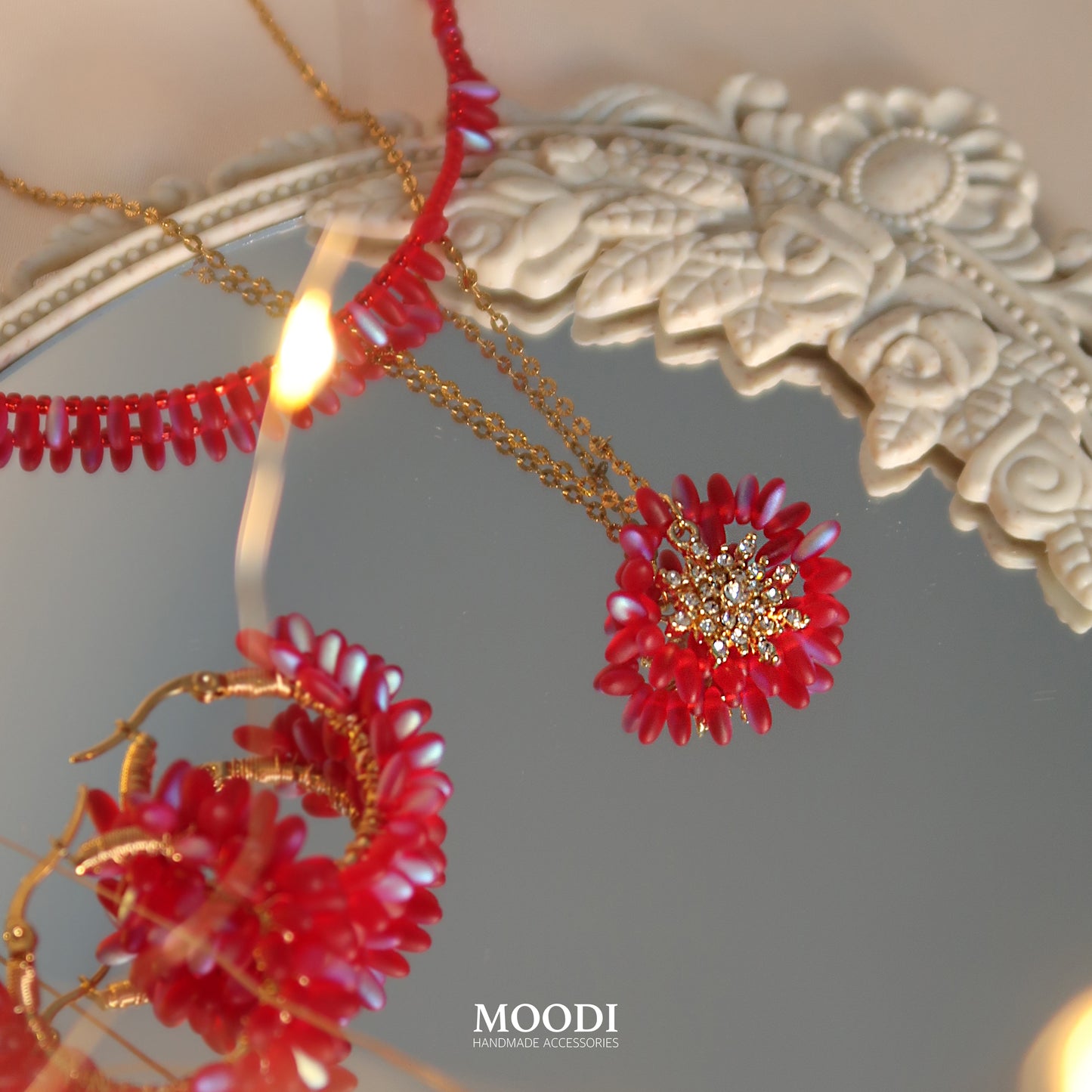 Long necklace "Red Velvet" with snowflake pendant