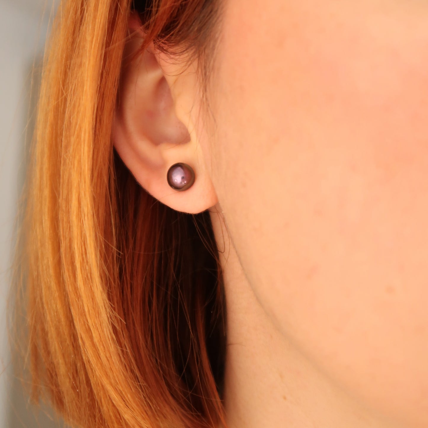 Earrings Stud Dark