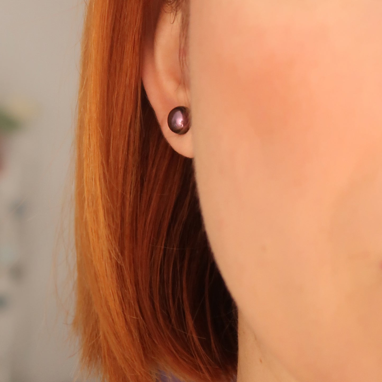 Earrings Stud Dark