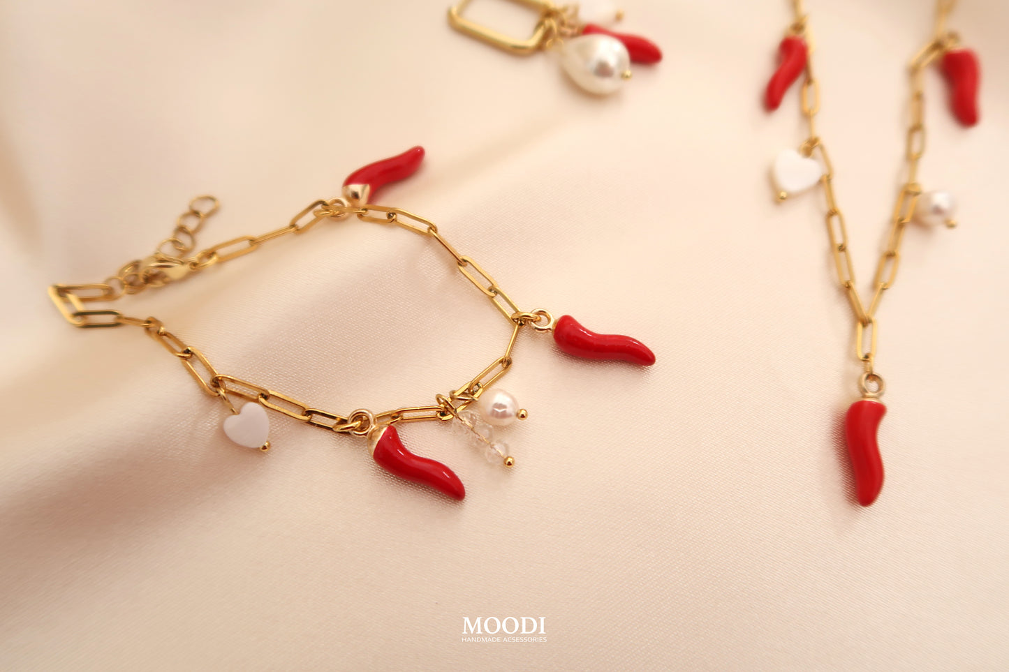 "Hot Chili" Heart Bracelet