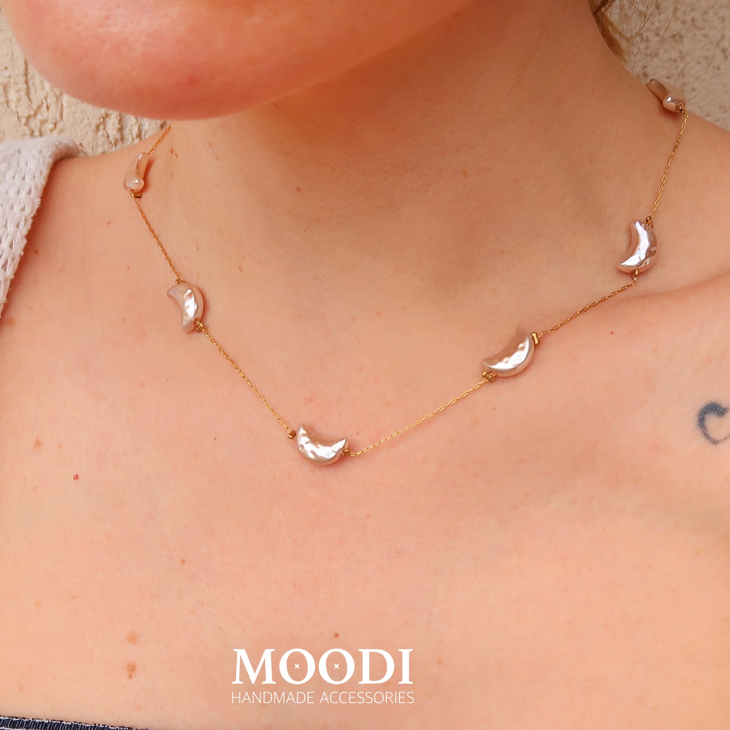 Moon reflection necklace