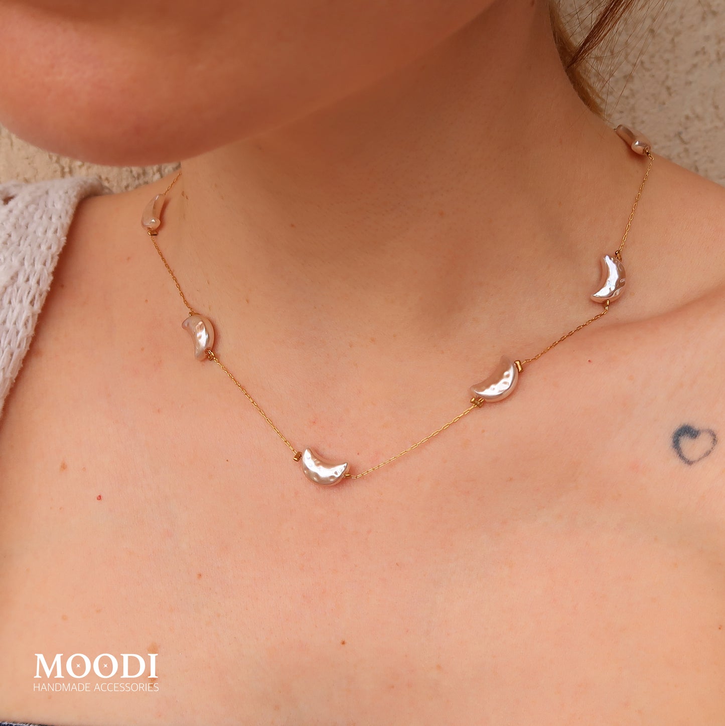 Moon reflection necklace