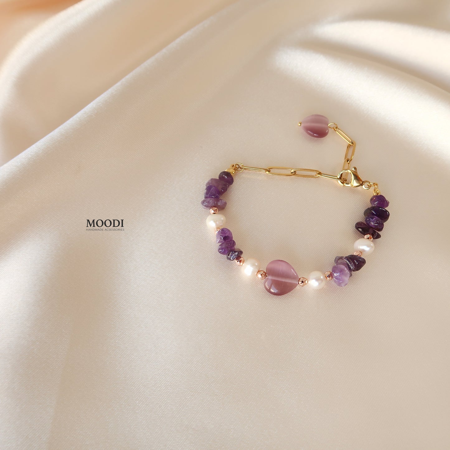 "Linda" Rose bracelet