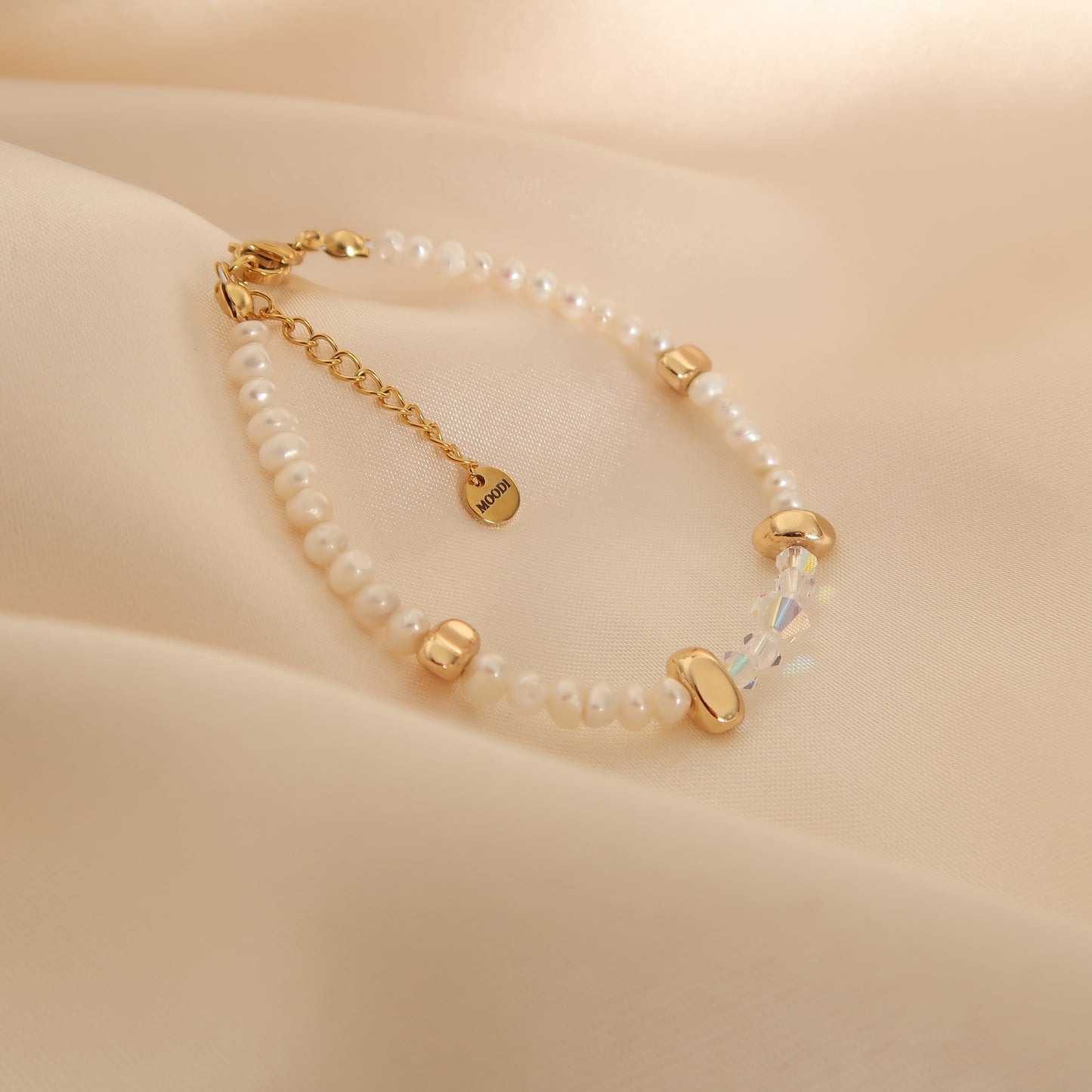 Lux Pearls and Swarovski bracelet